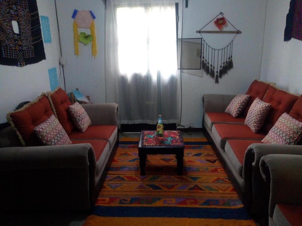 Casa Familiar Hotel Antigua Екстериор снимка