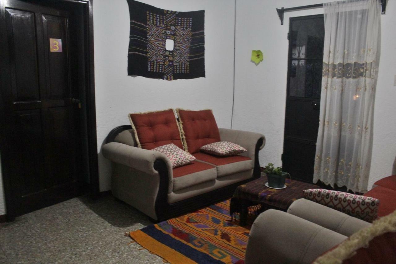 Casa Familiar Hotel Antigua Екстериор снимка